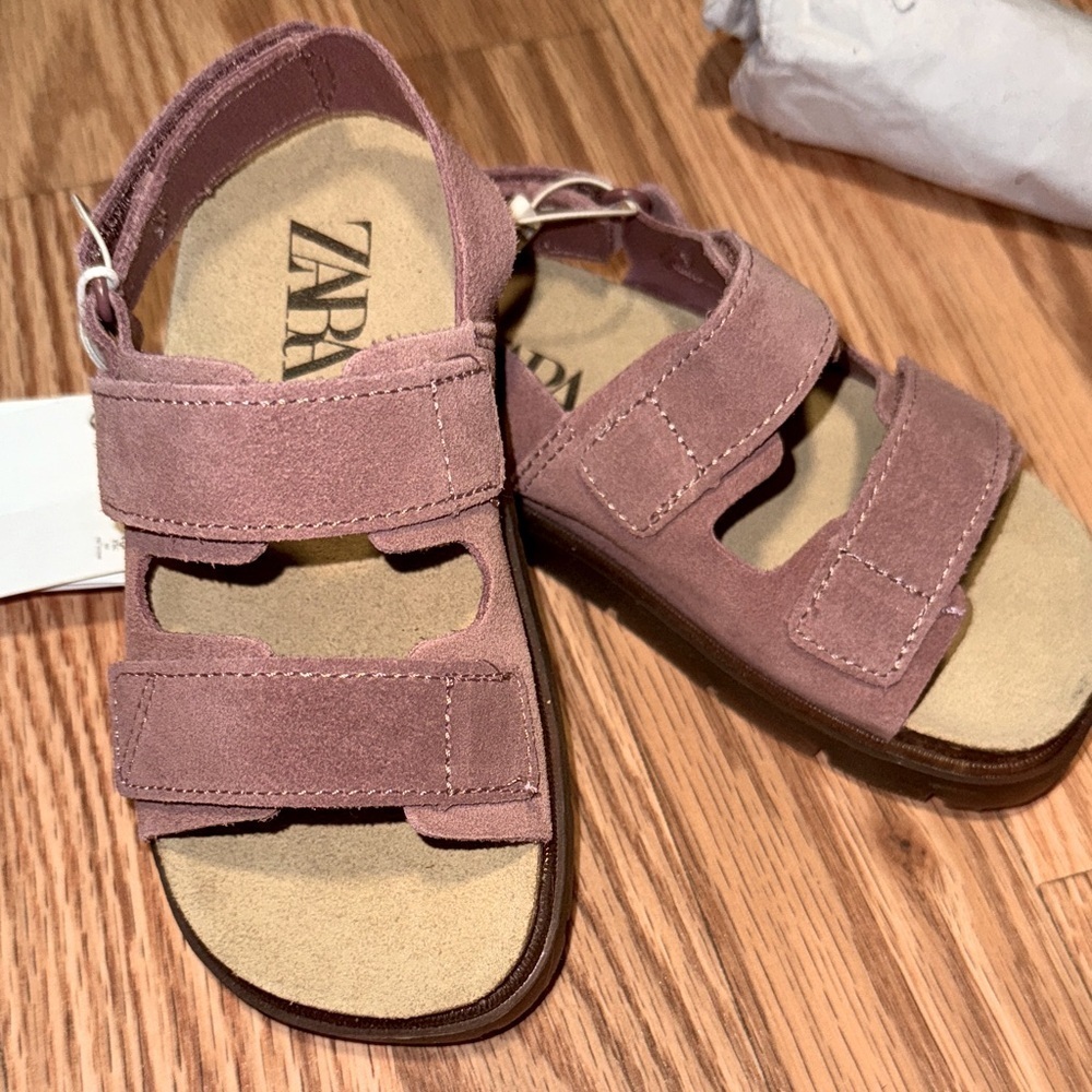 Zara Kids Mauve Velcro strap vacation summer Sandals genuine suede size 9 - 25